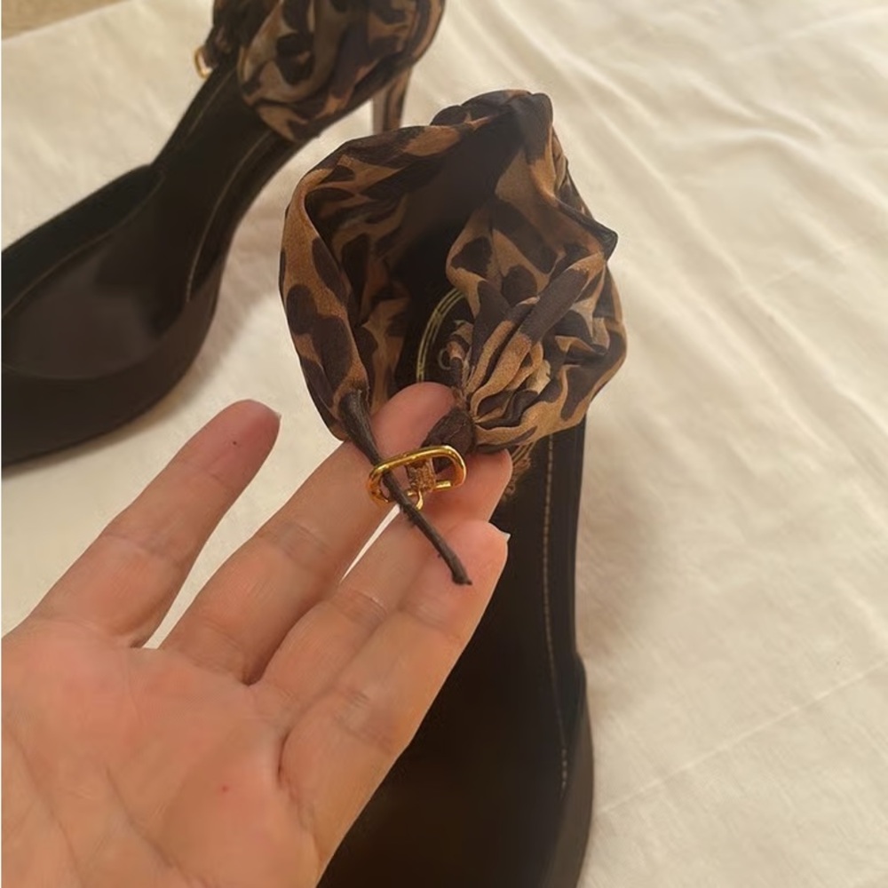 Rene Caovilla Black and Brown Heels with Leopard Bow - Picture 7 of 11